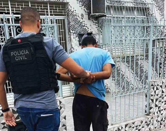 Polícia Civil prende em flagrante autor por descumprimento de medida protetiva