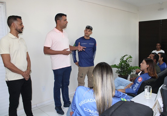 Superintendente Estadual do Ministério da Saúde de Sergipe recebe visita da Brigada de Incêndio Comunitária.