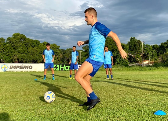 Confiança faz último treino antes de enfrentar o Parnahyba