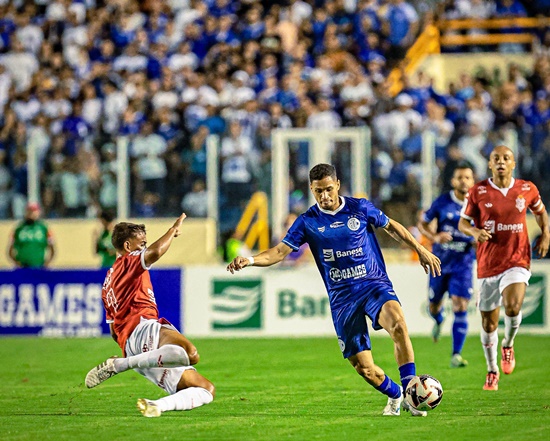 Confiança vence clássico contra o Sergipe de virada