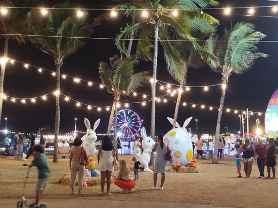 Turistas revelam encantamento com a Vila da Páscoa 2025