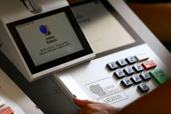 Pedir votos e fazer propaganda: saiba o que é proibido no dia de votar